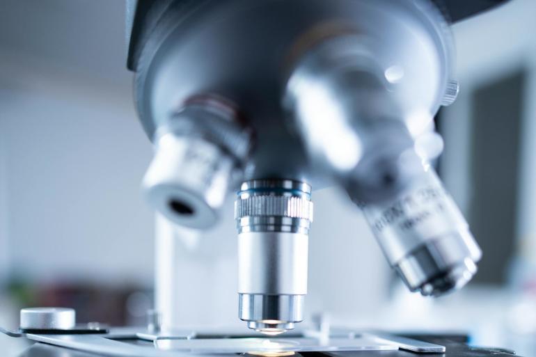 O ribociclib em dose mais baixa é igualmente eficaz no cancro da mama?